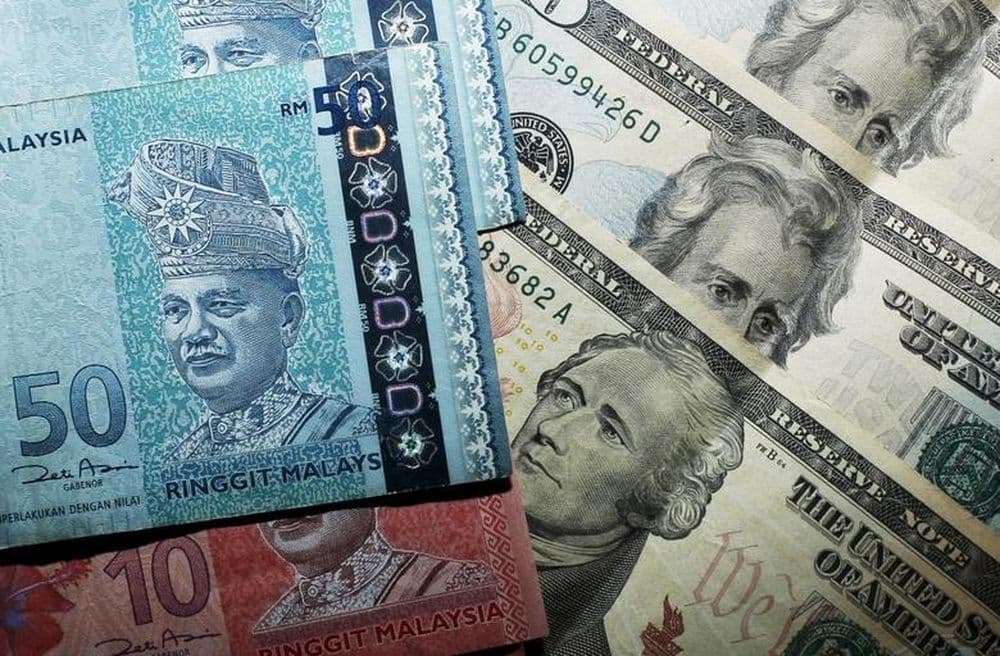 Ringgit steadies but under pressure at open as risk-off mood boosts US dollar