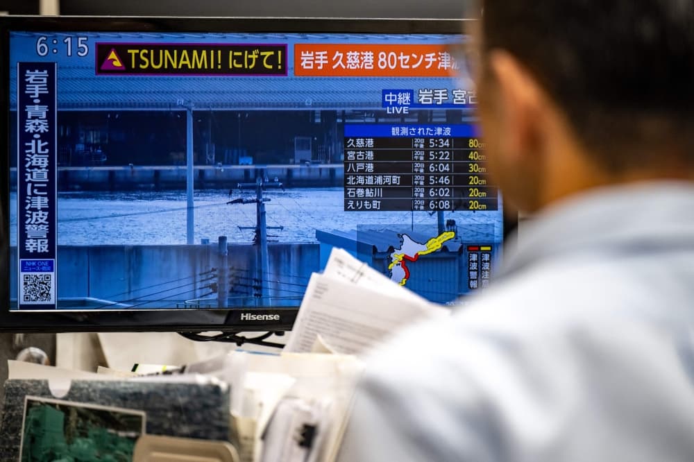 After 7.7 quake, Japan warns of higher likelihood of ‘huge’ magnitude‑8 event