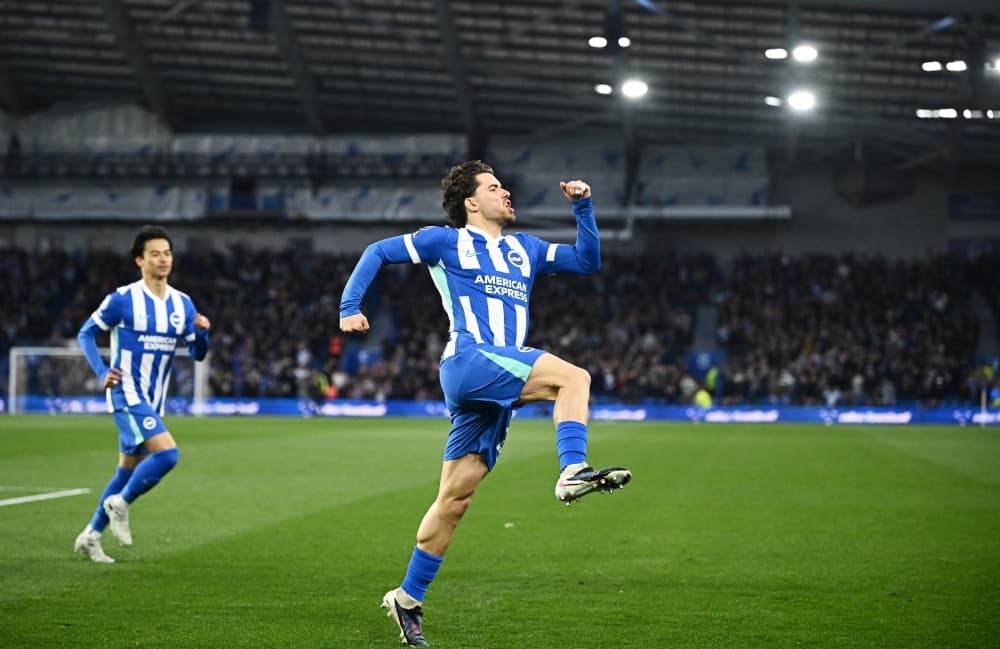 Fifth straight defeat: Chelsea crisis deepens as Brighton cruise 3-0