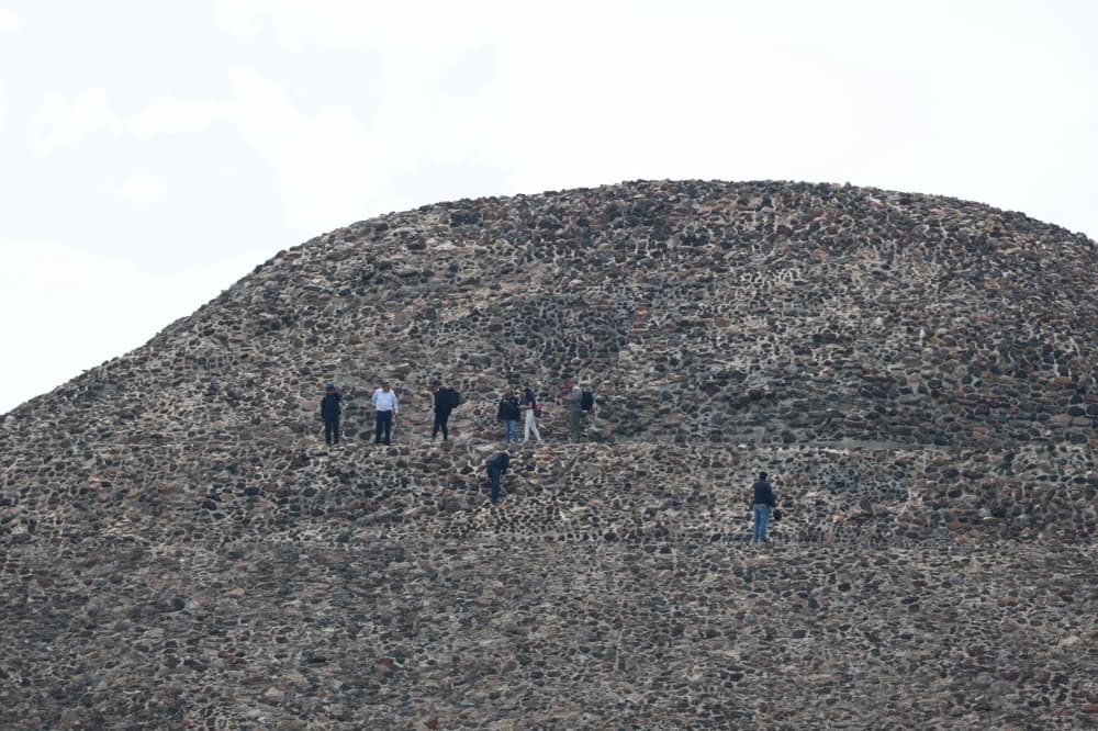 Mexico pledges World Cup safety after shooting at ancient pyramids