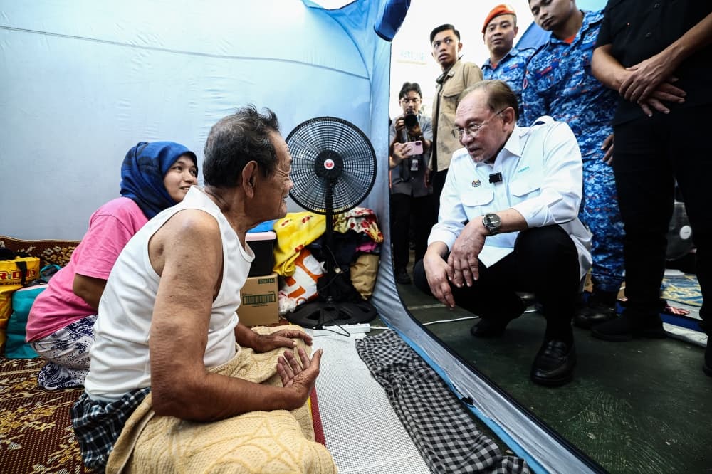 KDN deploys rapid response initiative to speed up free ID replacements for Sabah fire victims