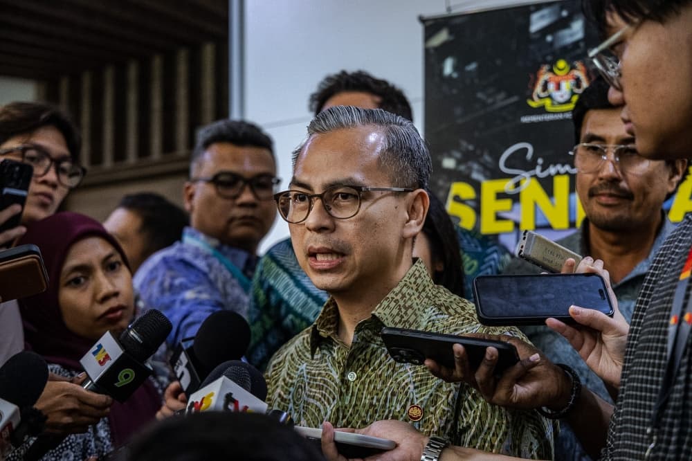 Fahmi: Military housing broadband rollout delivers affordable high‑speed internet, several camps completed early