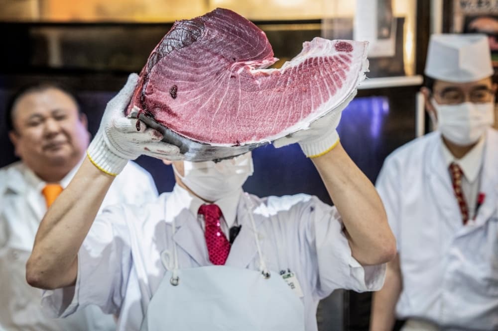Tokyo tuna auction sets Guinness record as Sushizanmai restaurant chain pays RM12.7m for bluefin