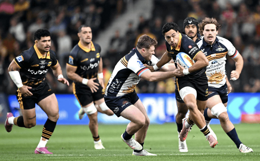 Brumbies blown away by electrifying Hurricanes in Christchurch