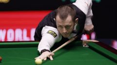 Allen recovers from 'embarrassing' display to win