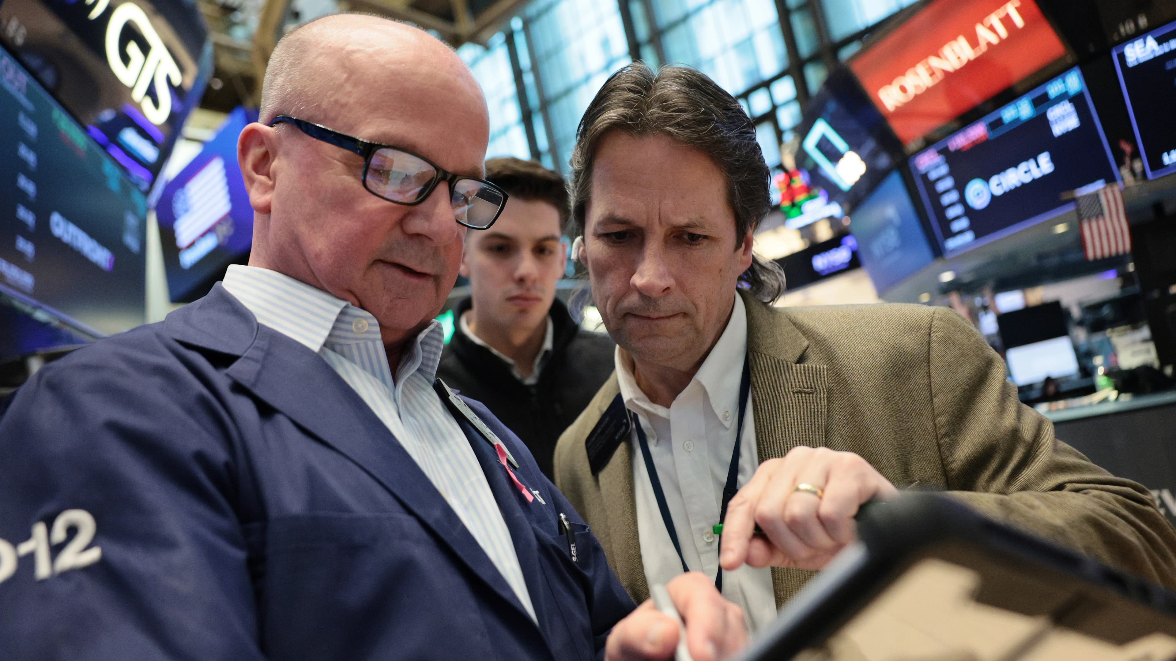 The AI Trade Is Getting Ridiculous—Chip Stocks Just Rose 17 Days in a Row