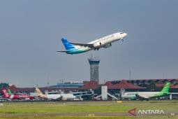 Indonesia covers VAT on economy flights to cut airfares