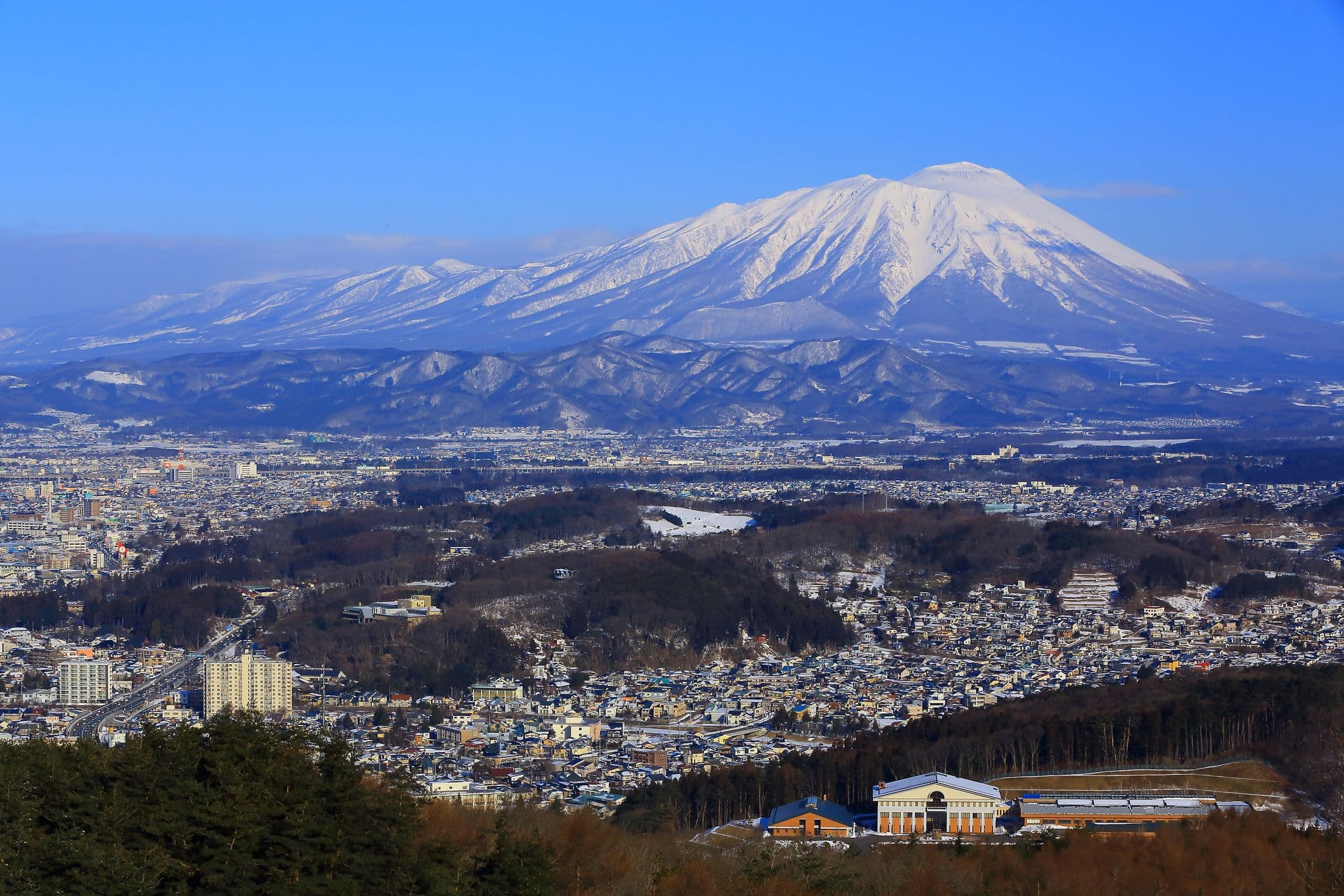 Is it safe to travel to Japan? The latest tsunami travel advice following earthquake warnings