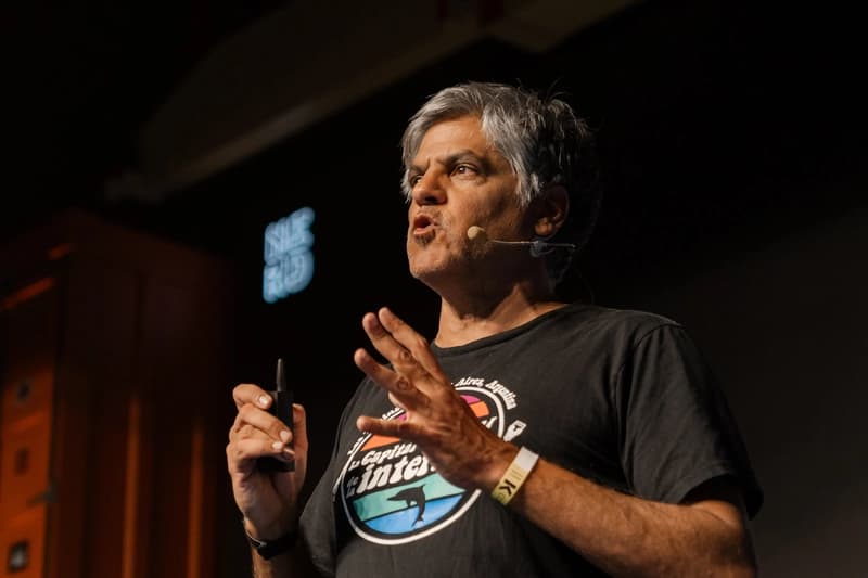 AI Coding Tip 016 - Feed Your PR Lessons into the AI Brain