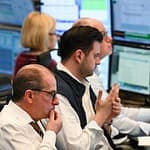 FTSE dips amid oil surge and geopolitical uncertainty