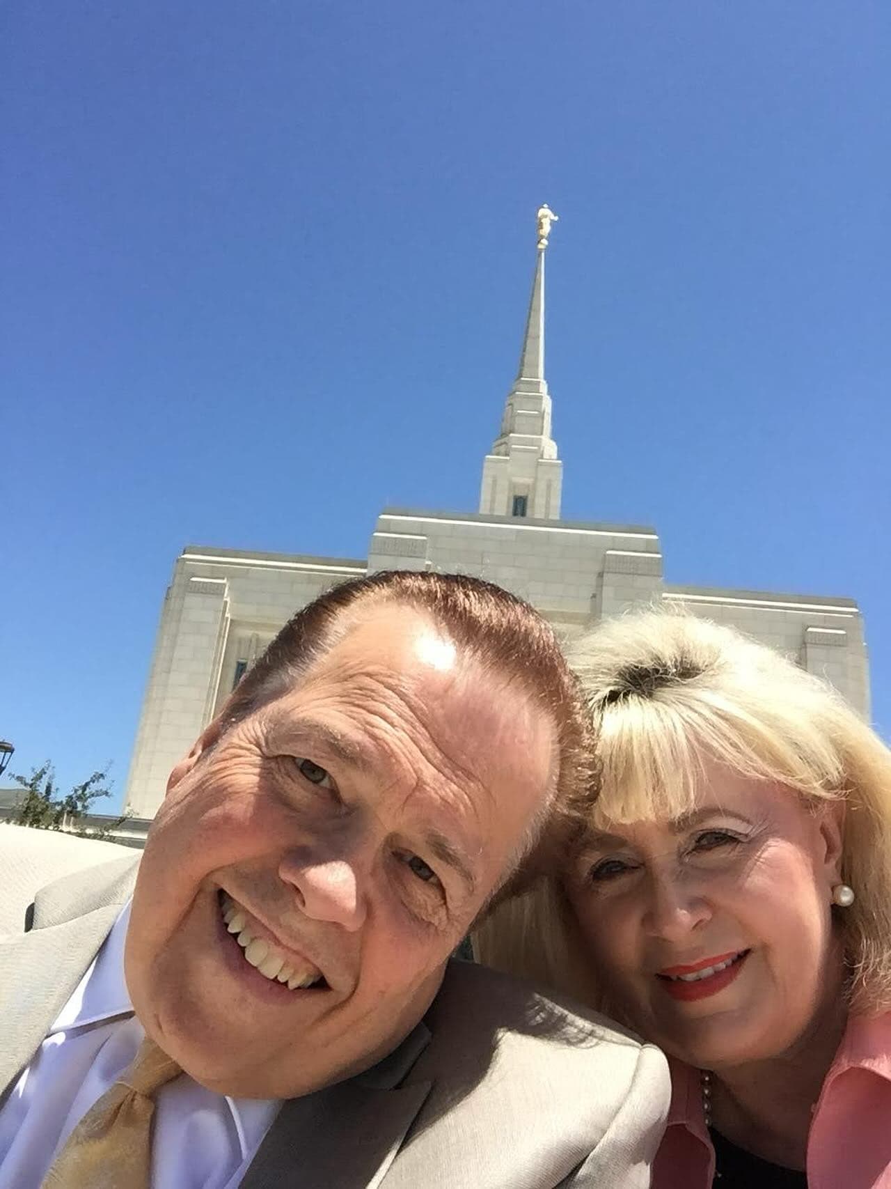 Alan Osmond and wife Suzanne Pinegar beam in sweet final photo before his death