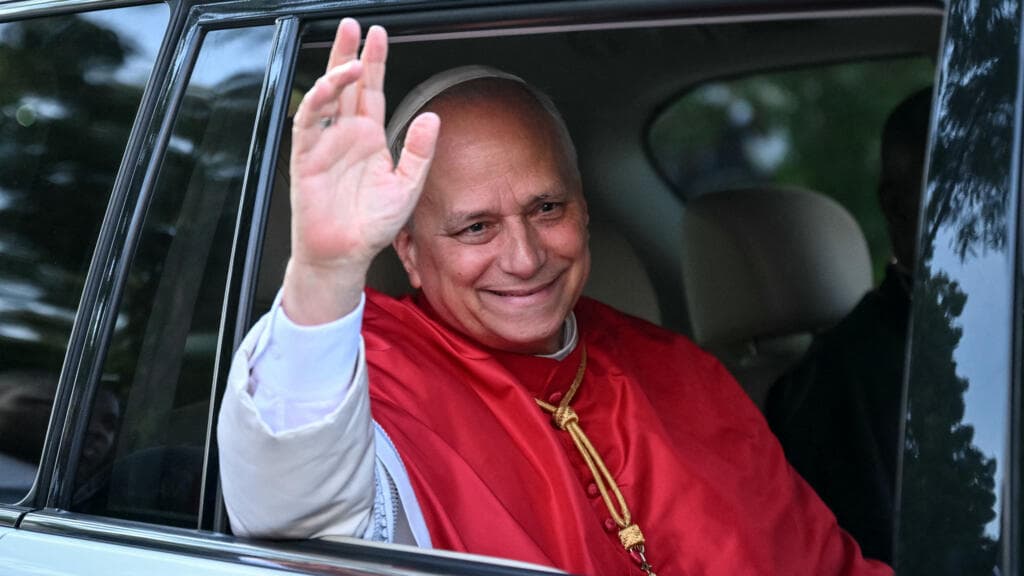 Pope wraps up Africa trip with diplomatic challenge in Equatorial Guinea