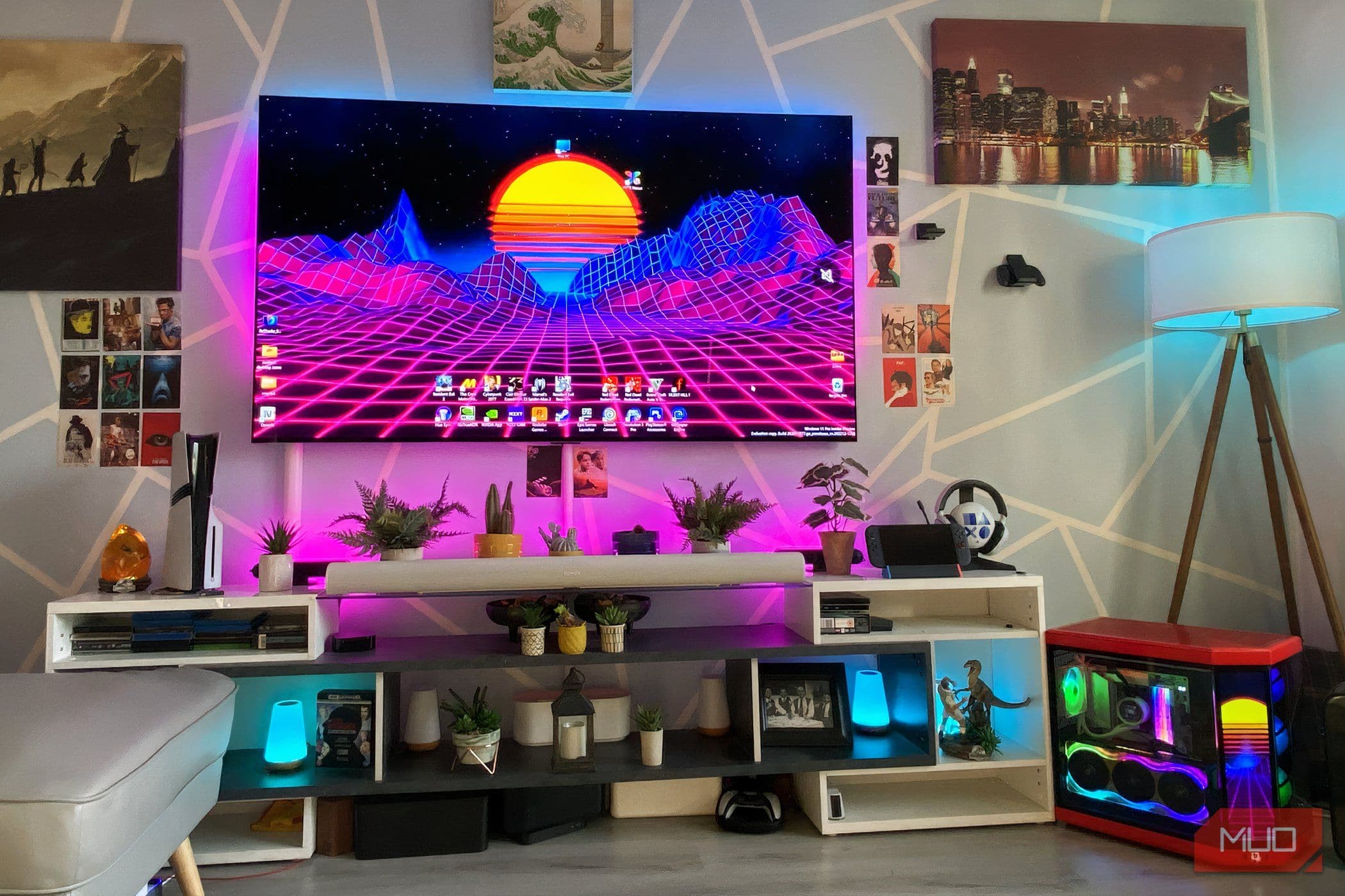 OLED banding is worse than burn-in, and most TV shoppers have no idea it exists