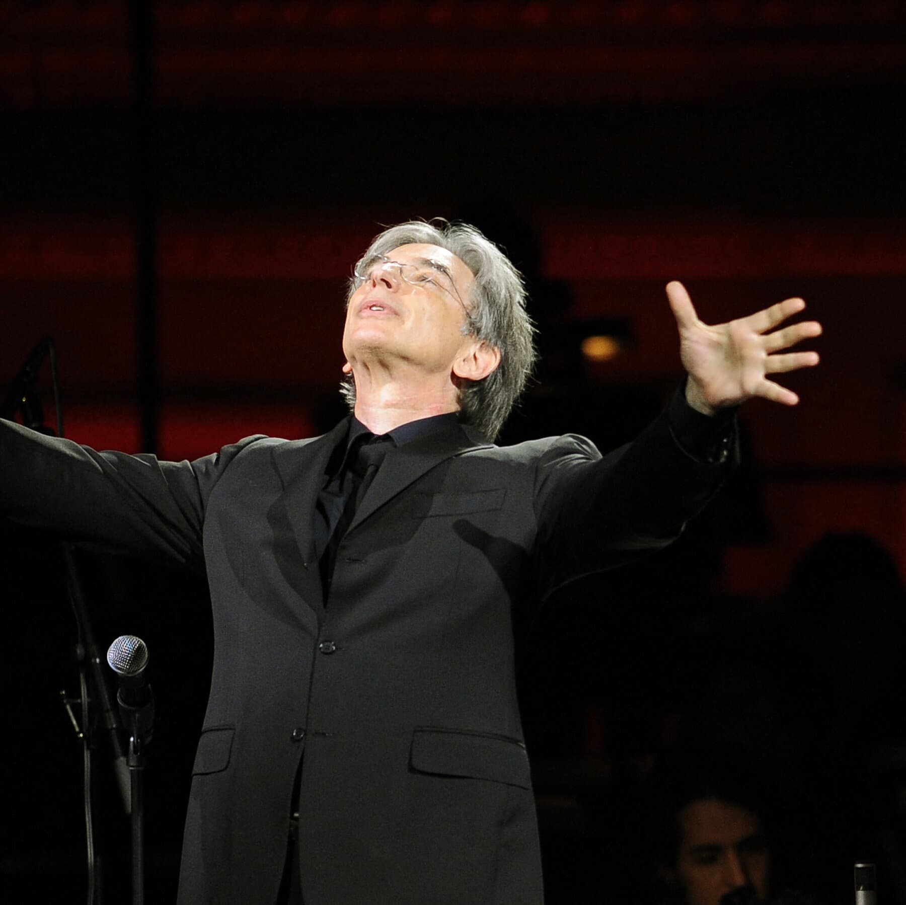 Michael Tilson Thomas, Celebrated American Conductor, Dies at 81