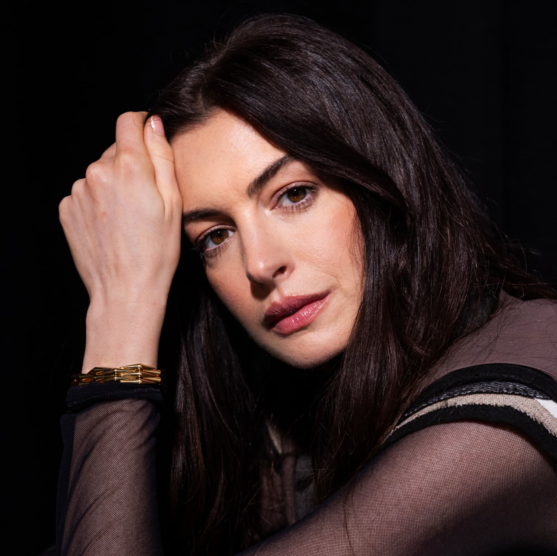 Anne Hathaway, Queen of Effort, Is Finally Ready to Vibe