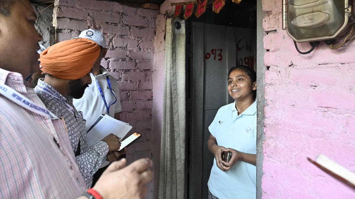 Census 2027: Door-to-door survey begins in New Delhi