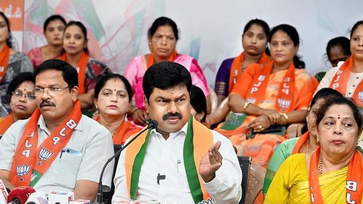 Congress and allies committed injustice to women by opposing reservation for women, alleges Shivamogga MP
