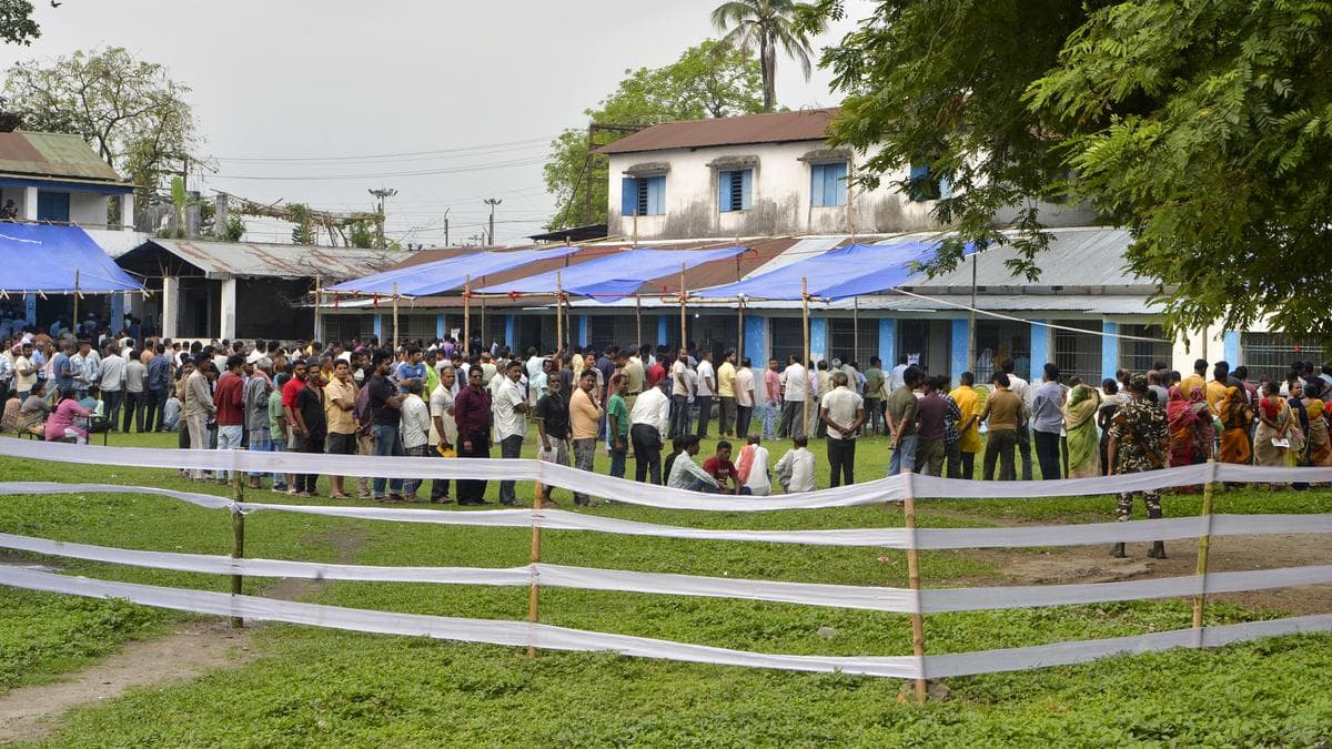 Trinamool Congress alleges CRPF assaulted three women