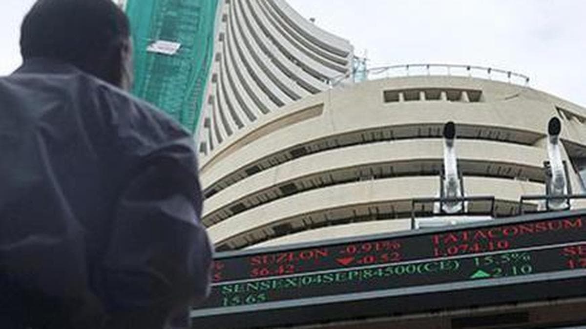 Markets extend losses as crude hits $100 amid U.S.-Iran imbroglio; Sensex tanks 852 points