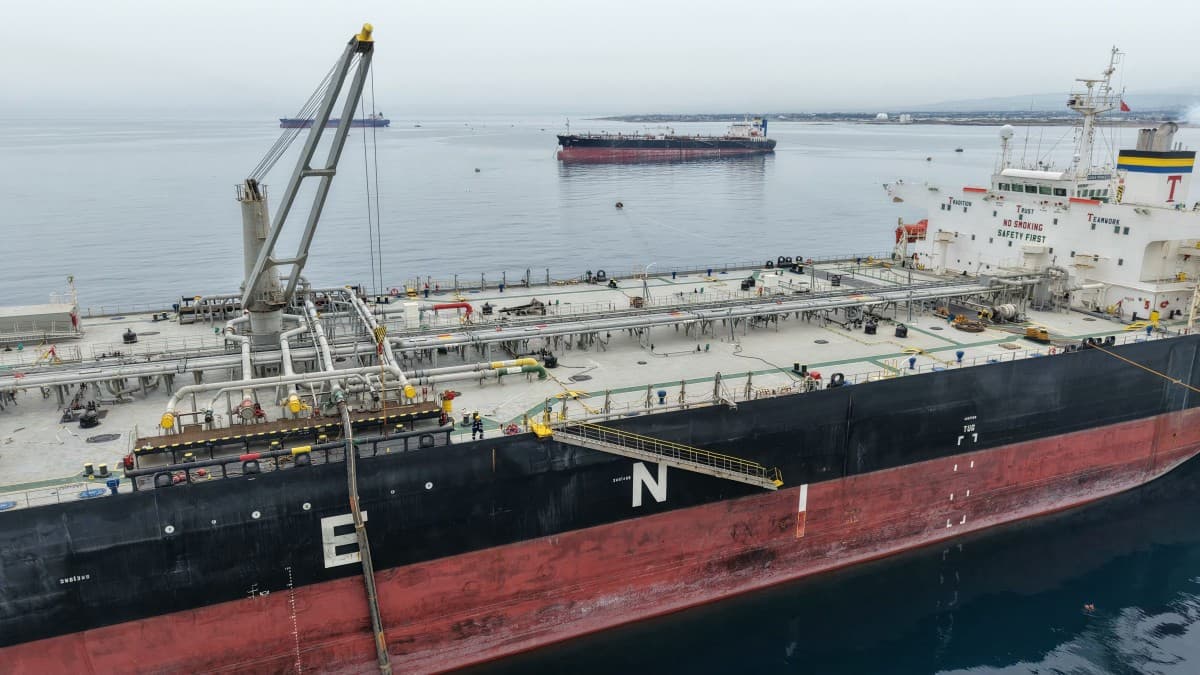 Giant oil tankers power economies while carrying Billion-Dollar spill risks