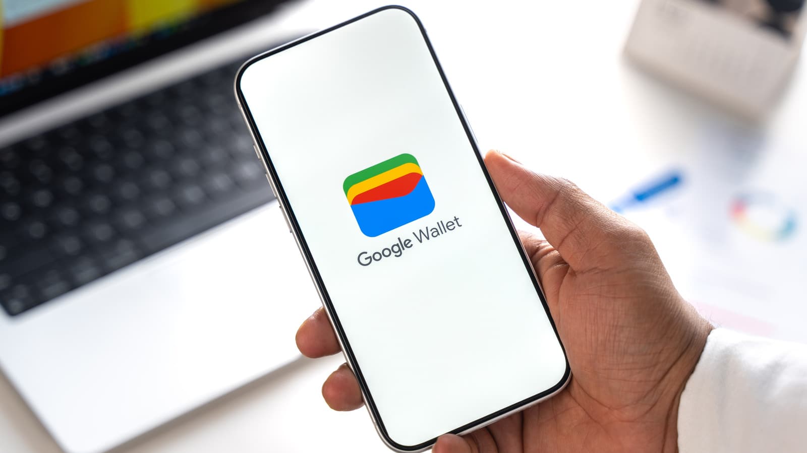 Google Wallet's Lock Screen Update Is Really Convenient For Frequent Flyers