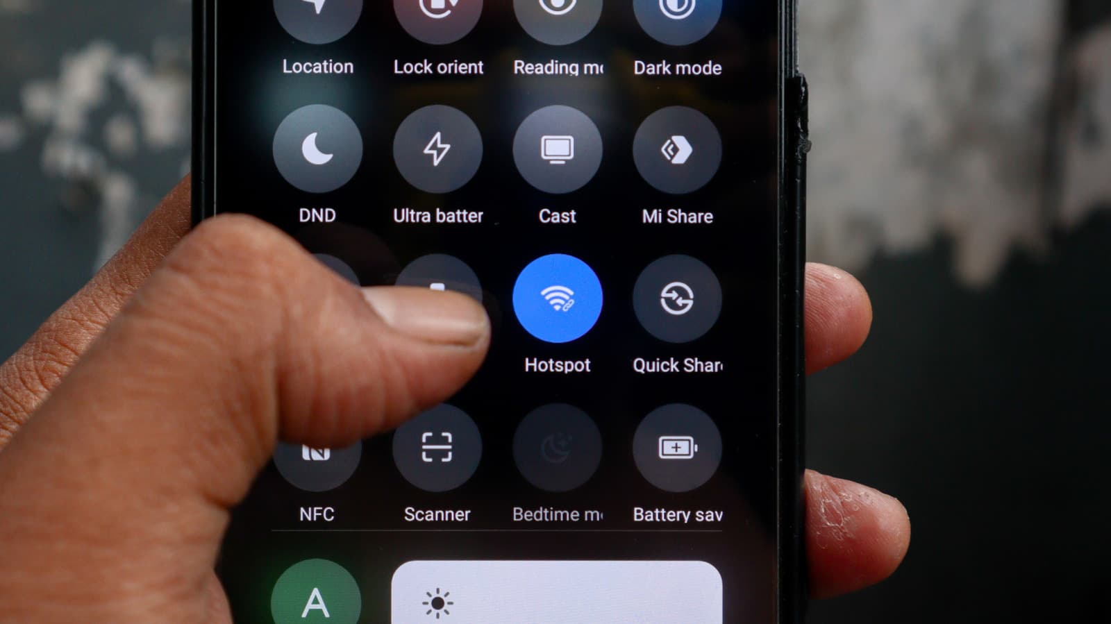 Is Mobile Hotspot Or USB Tethering Faster? Here's What You Need To Know