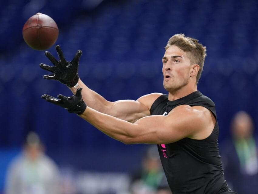 Patriots pick Notre Dame TE Eli Raridon in third round of NFL Draft