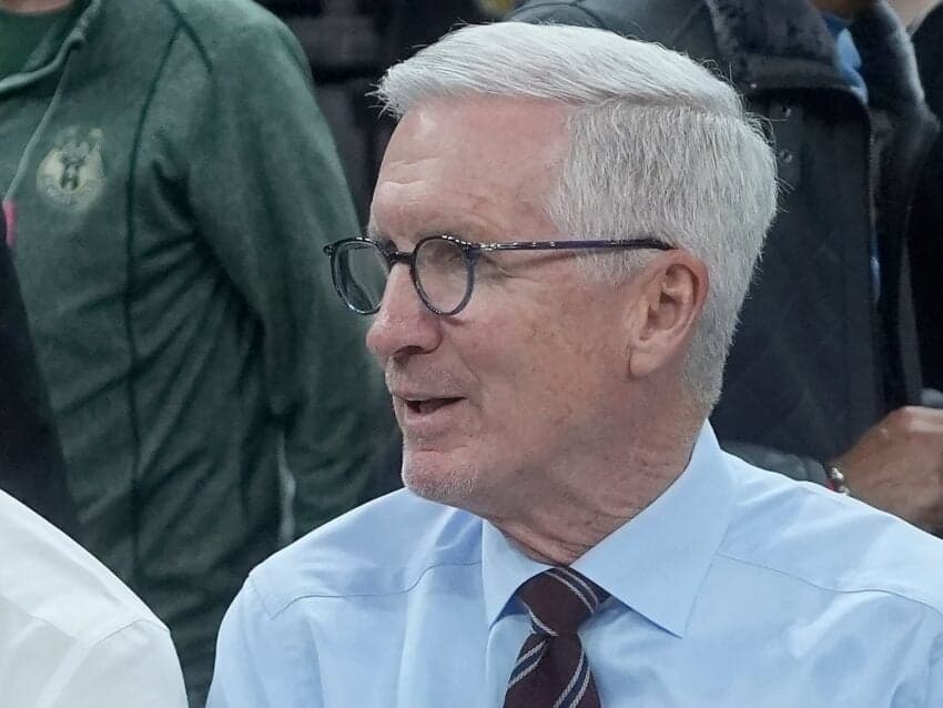 Sports media: Mike Breen speaks up for regional networks, who don’t air first-round NBA playoff games under new deal