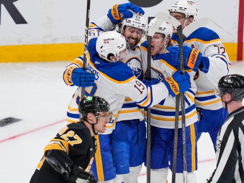 Sabres rally to beat Bruins 3-1, take 2-1 lead in playoff series