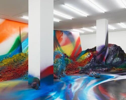 painting unfolds across earth, canvas, and space in katharina grosse’s london exhibition