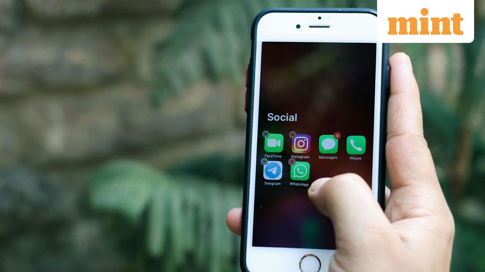 Bengaluru woman earns ₹50 lakh per annum at 27 but refuses to buy iPhone, Birkenstock, car to travel; netizens react