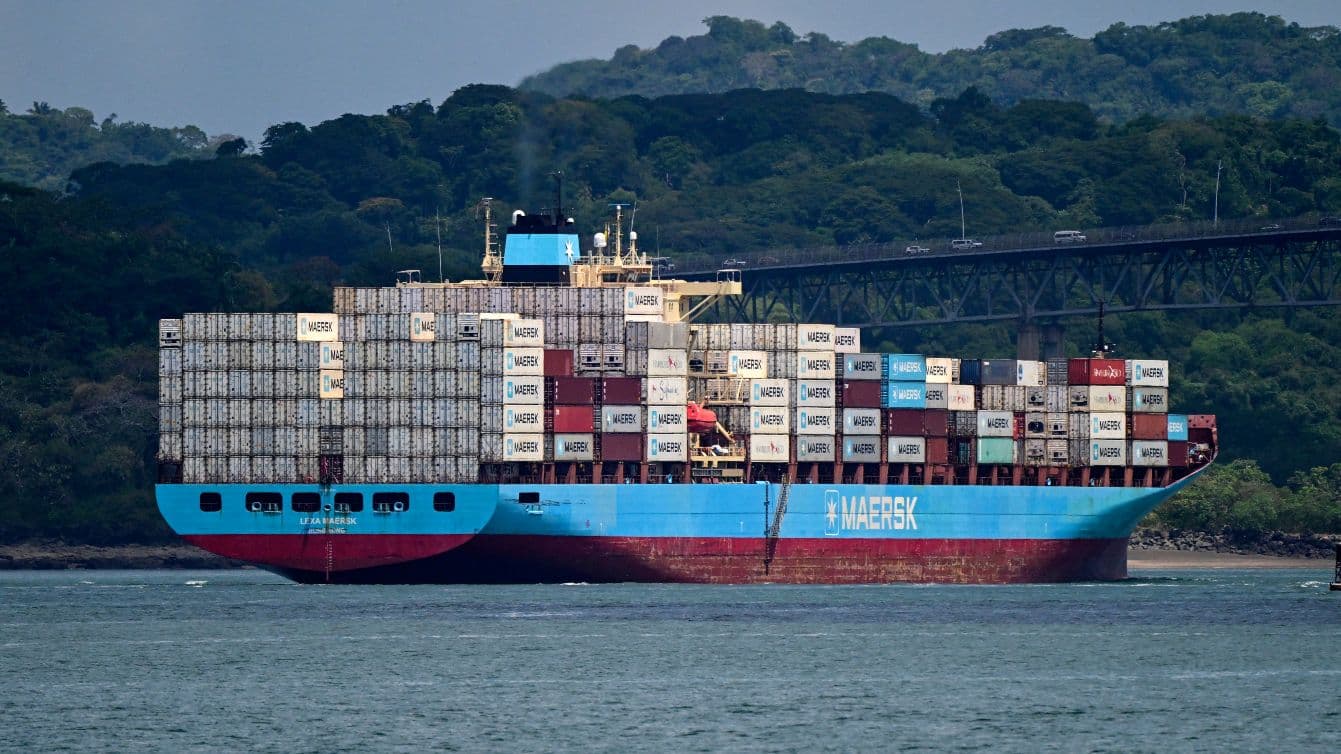 Hormuz blockade drives Panama Canal fees up to $4m