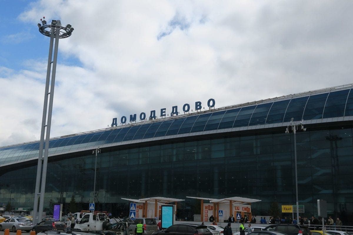 Russian authorities detain Israeli travellers at Moscow airport